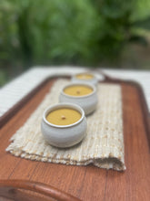 Load image into Gallery viewer, beeswax candle pots