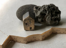 Load image into Gallery viewer, terrarium cottages

